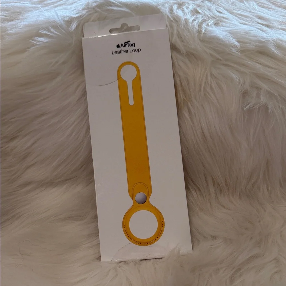 Apple AirTag Leather Loop - Yellow